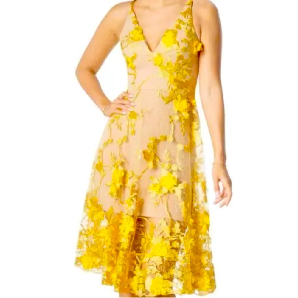 Dress the population Yellow M